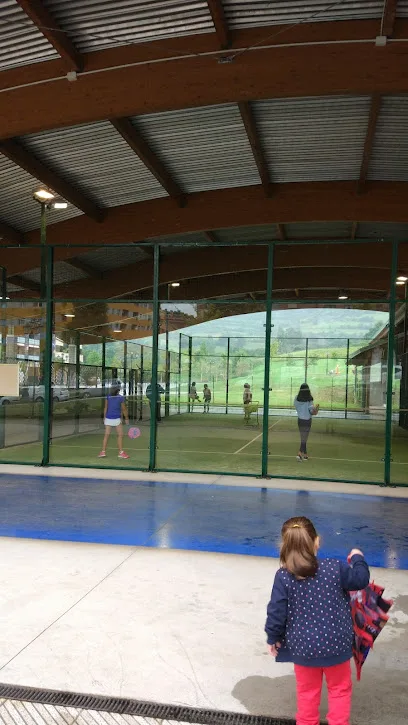 Pista Polideportiva y de Pádel de la Florida photo