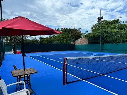 Punto Rojo Padel Hub photo