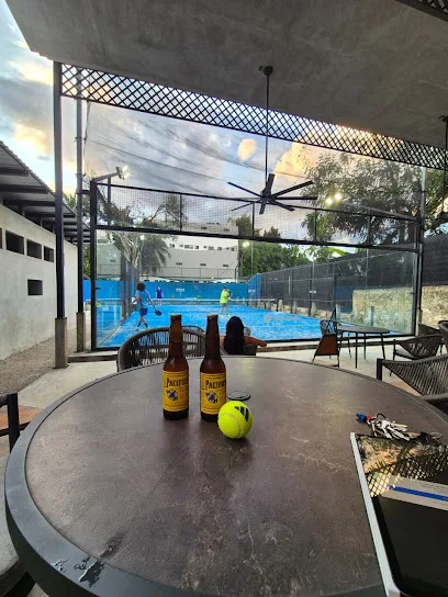 Padelito Bacalar photo