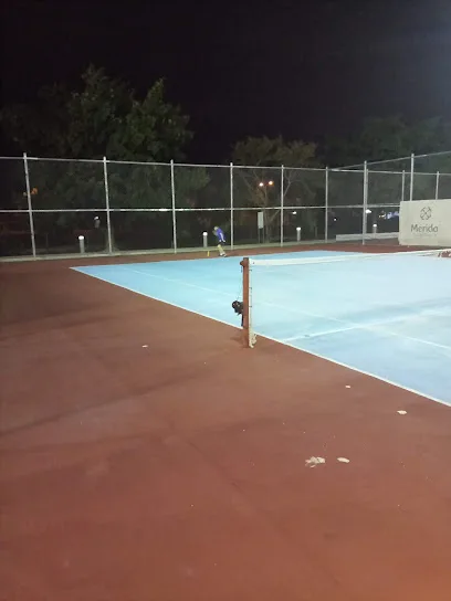Canchas de Tenis Los Héroes photo