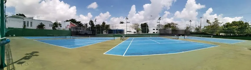 SportWay Gym Acuática Canchas de Tennis Yoga Crossfit Pilates photo