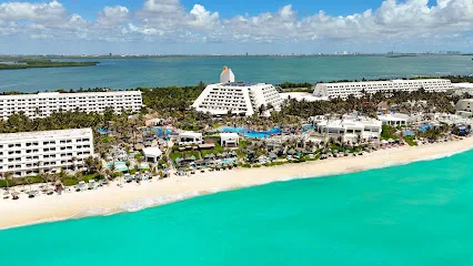 Hotel The Grand Oasis Cancún - All Inclusive photo