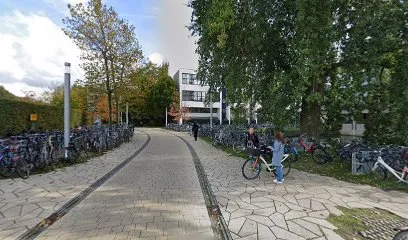 Erasmus Sport Tennis Courts photo