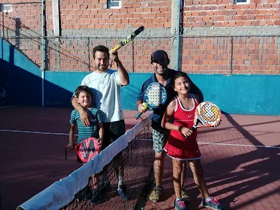 El Garden Cancha de pádel photo
