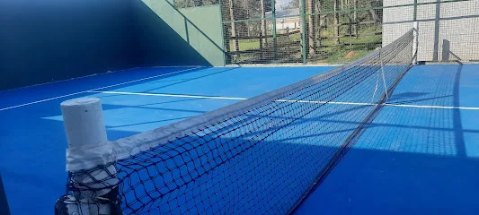 Flamengo-cancha de padel photo
