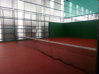 Canchas de pádel 440 photo