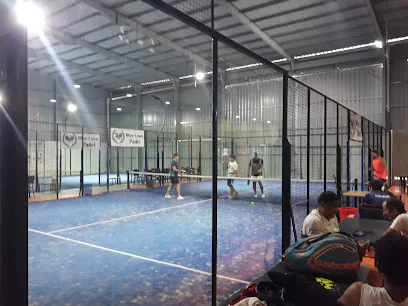 Blue Lawn Padel photo
