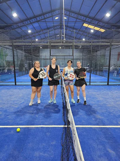 Las Naves Padel Club photo