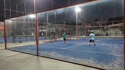 Padel La Red photo