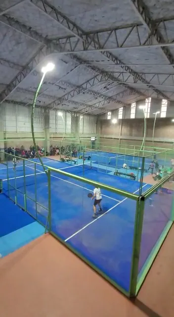 Laguna Padel Indoor photo