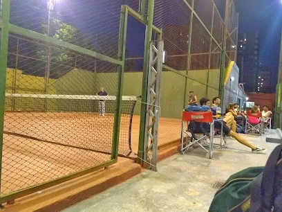 Garden Pádel Venta de Ropa Deportiva y Paletas photo