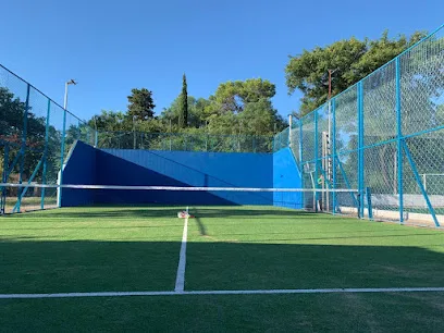 Los Arcos Club - Futbol 5 & Padel photo