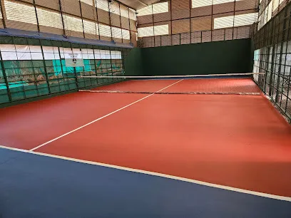 Club del bosque tenis padel photo