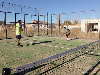 La Leyenda Padel Senillosa photo