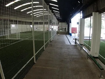 Hangar PILAR - PADEL y FUTBOL Techado photo