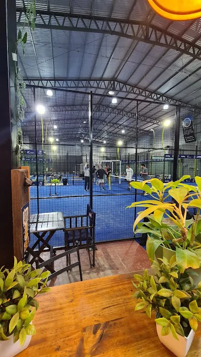 Hangar Padel photo