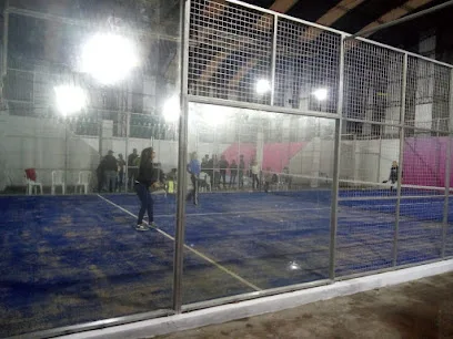 Canchas Fútbol 5 y Paddle Cubiertas | Marbella Lanús photo
