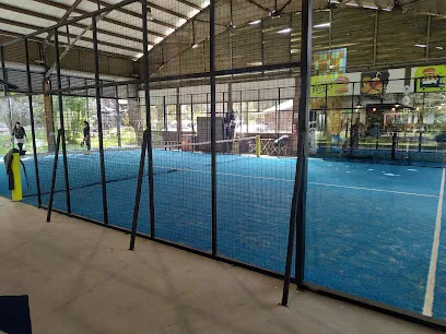 Patagonia Padel food & shop photo