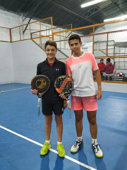 Club de padel "el nuevo jardin" photo