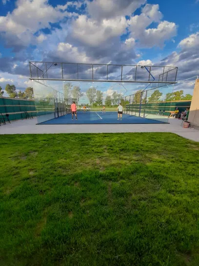 LAS REINAS PADEL photo