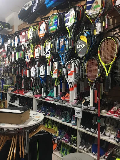 Héctor Tenis photo