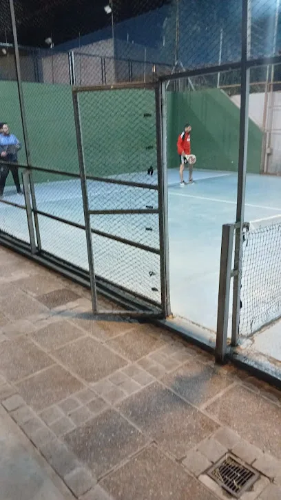 Las Cañas Padel Alquiler de Canchas photo