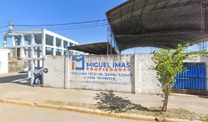 Cancha Defensores Del Oeste photo