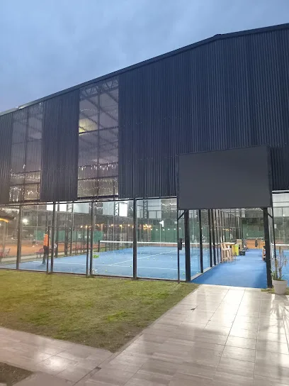Padel El Chasqui photo