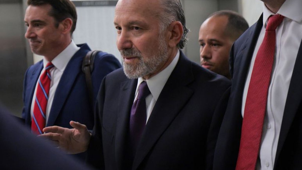Lutnick Plays Down Epstein Ties