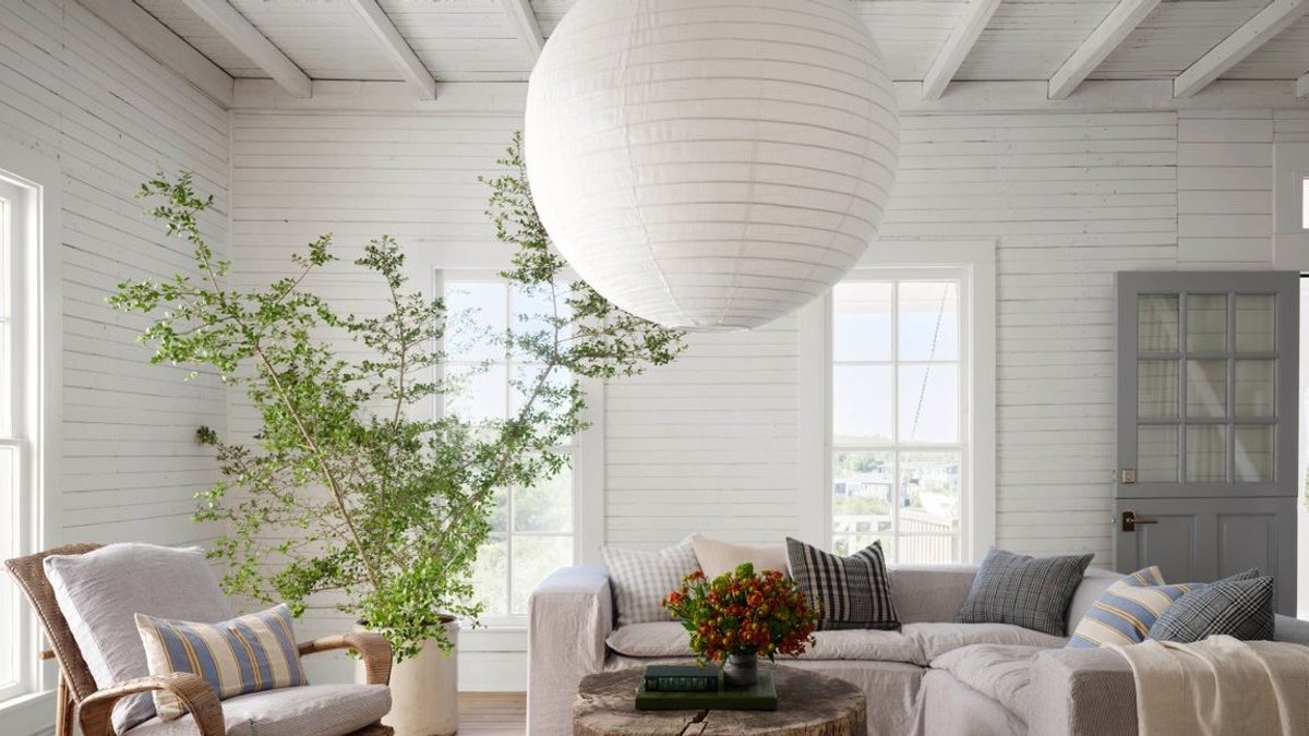 Lighting Stores to Enhance Your Home Ambience
