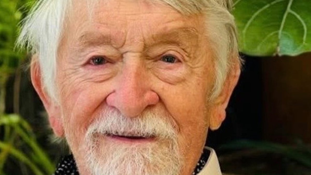 Reg Austin dies at 89 Reg Austin dies at 89 - reg austin