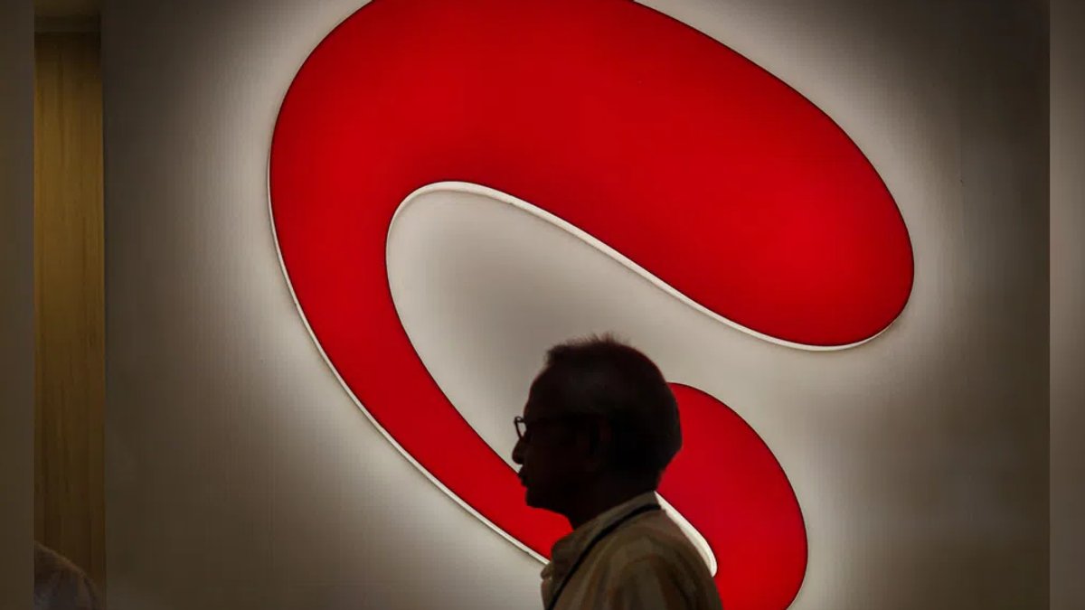 Bharti Airtel stock jumps 11% in four days surpassing HDFC Bank Bharti Airtel stock jumps 11% in four days surpassing HDFC Bank
