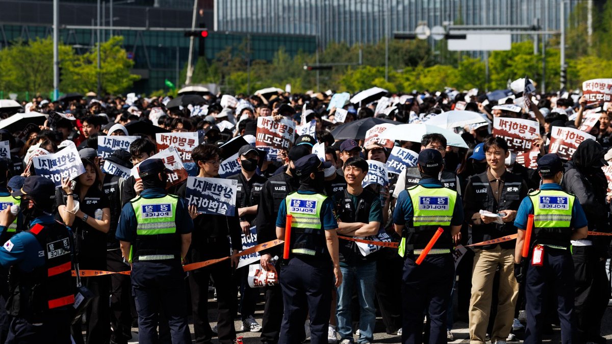 Samsung secures injunction halting strike talks resume
