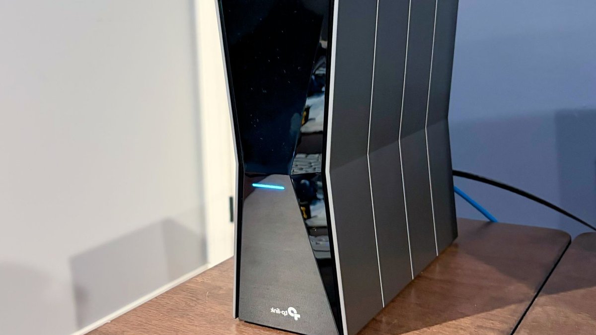 TP Link router prioritizes wireless over wired TP Link router prioritizes wireless over wired - wifi router