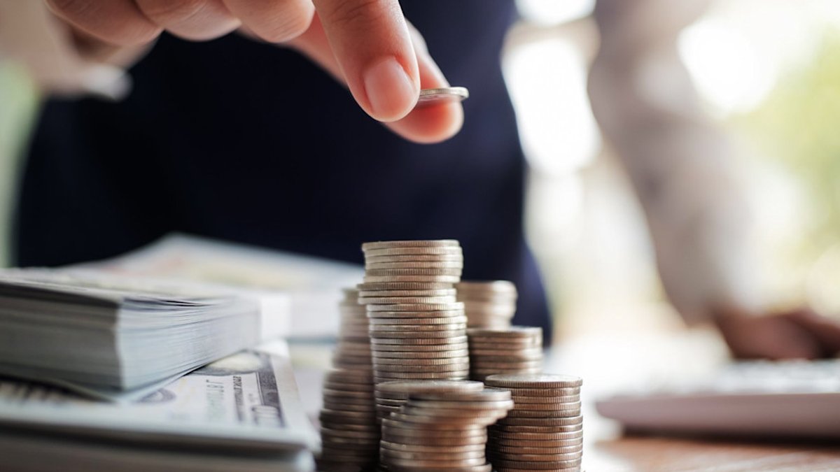 Down payments hit four year low - down payment