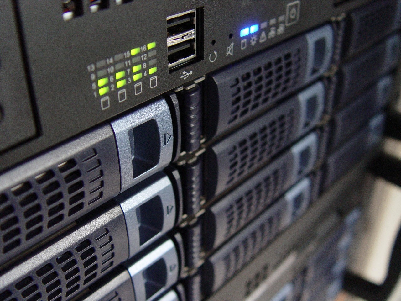 Understanding Server Virtualisation In VPS Hosting