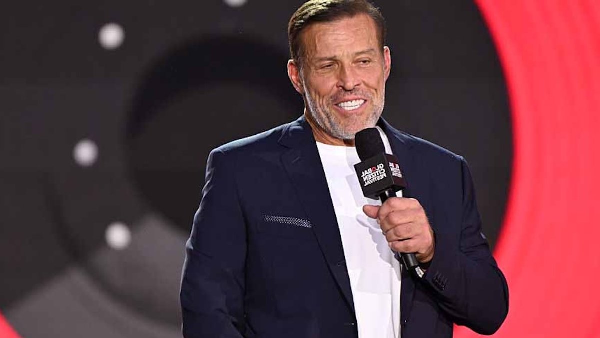 Tony Robbins backed startup raises 14 million - ai therapy