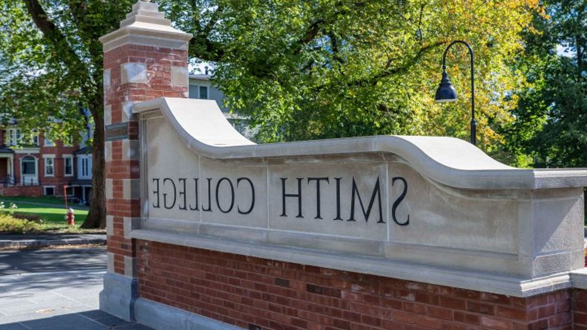 Department of Education probes Smith College over trans women admissions