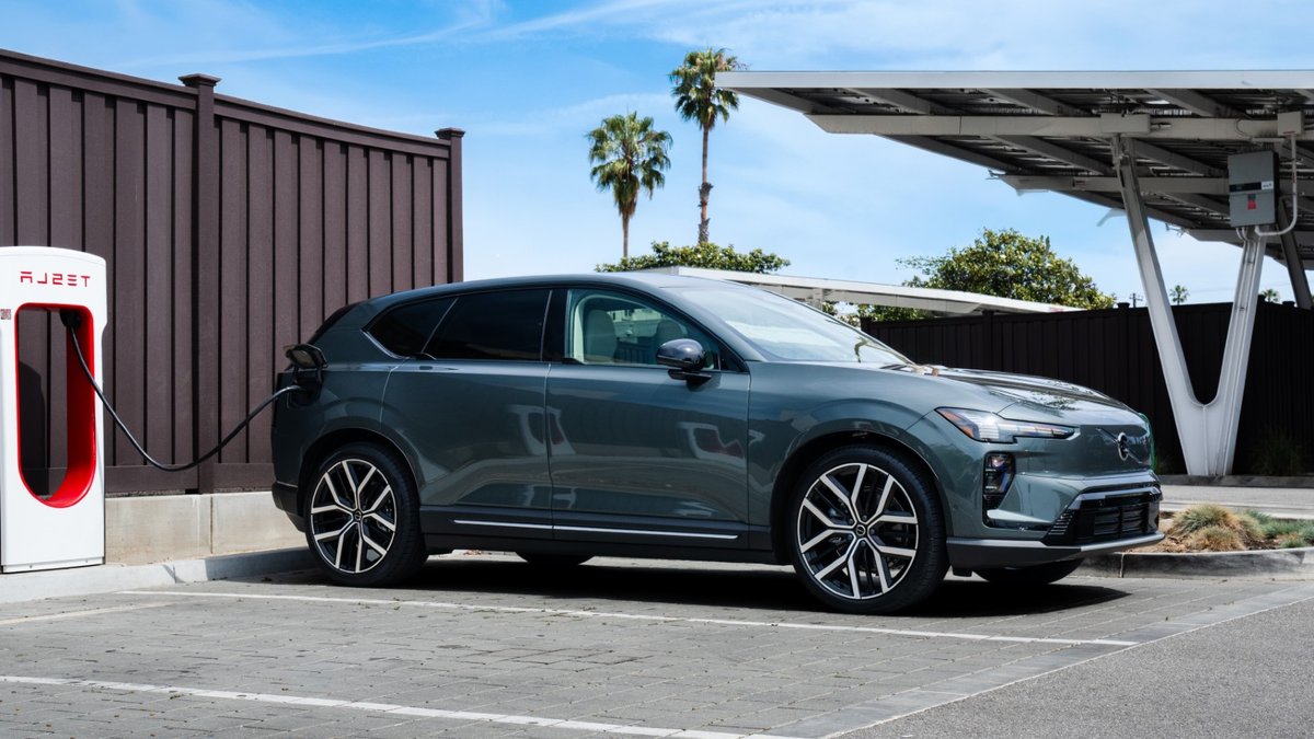 Volvo offers Tesla Supercharger access in Europe Volvo offers Tesla Supercharger access in Europe - tesla supercharger