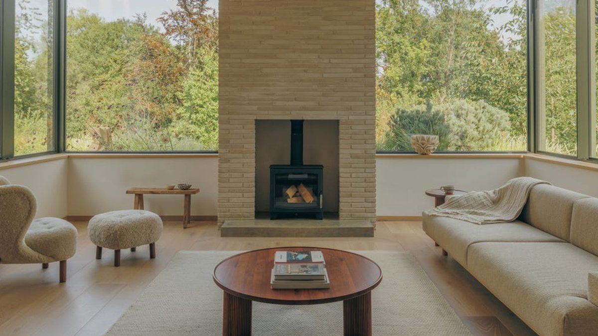Countryside Home Defies Cottagecore Image