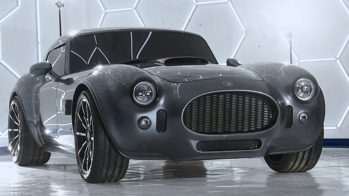 799bhp V8 supercar starts new British era 799bhp V8 supercar starts new British era - ac cobra coupé