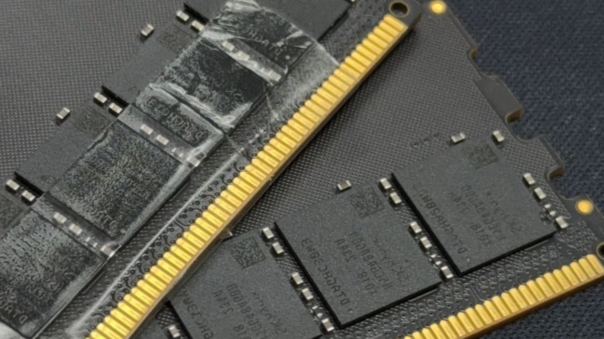 Dell PC, Server Markets Hit by Memory Surge Dell PC, Server Markets Hit by Memory Surge - memory prices