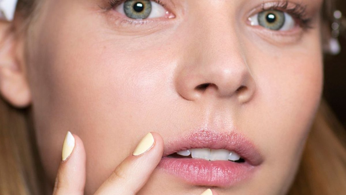 Butter Nails Return as Summer Favorite - butter nails