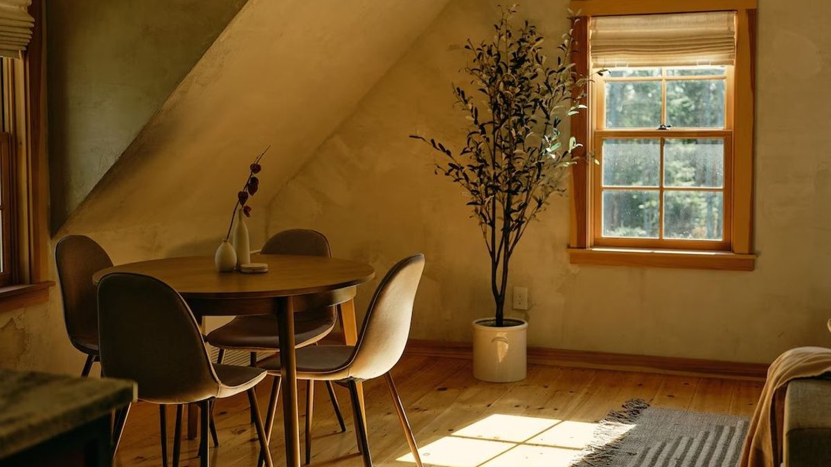 8 Modern Farmhouse Airbnbs Offer Rustic Charm