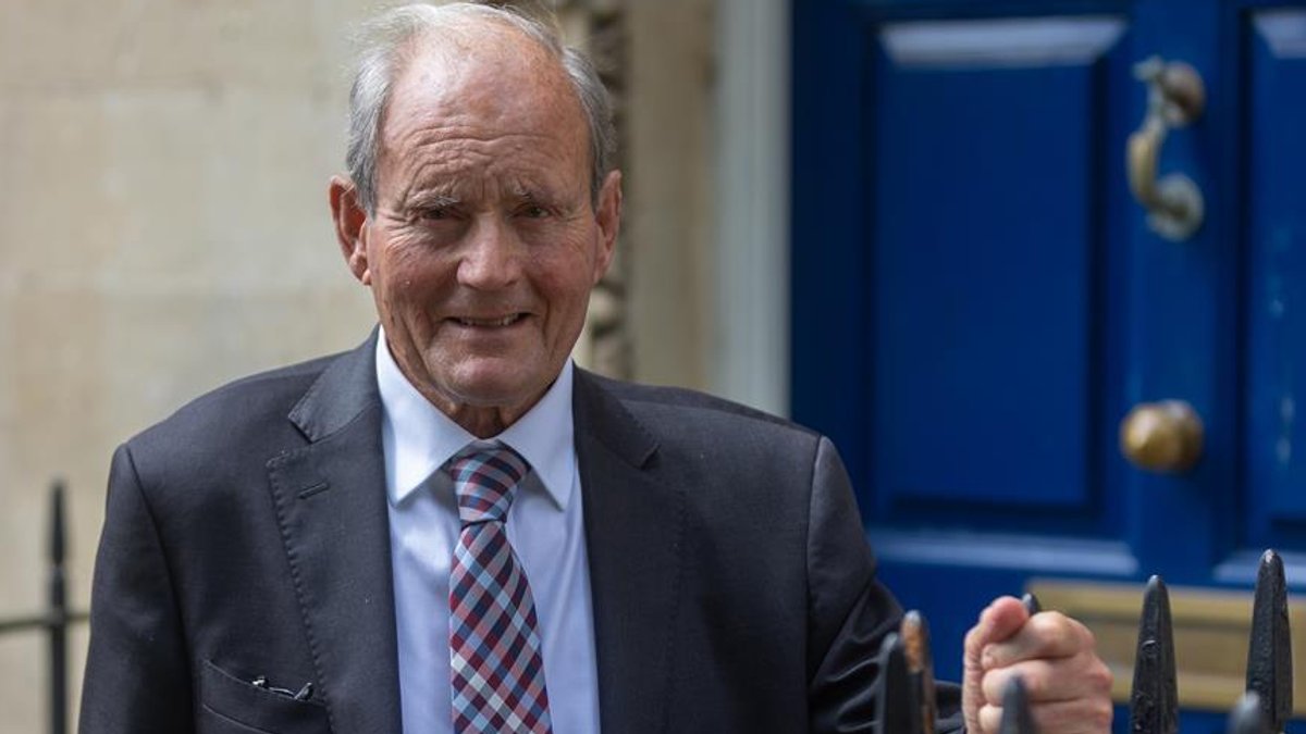 Legendary solicitor's practice thrives at 90 - legendary solicitor