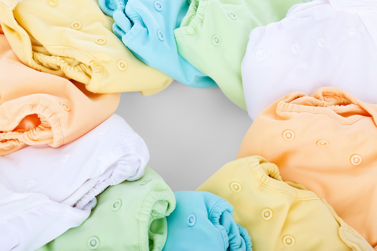 Reusable incontinence nappies or disposable? – Click here to find out!