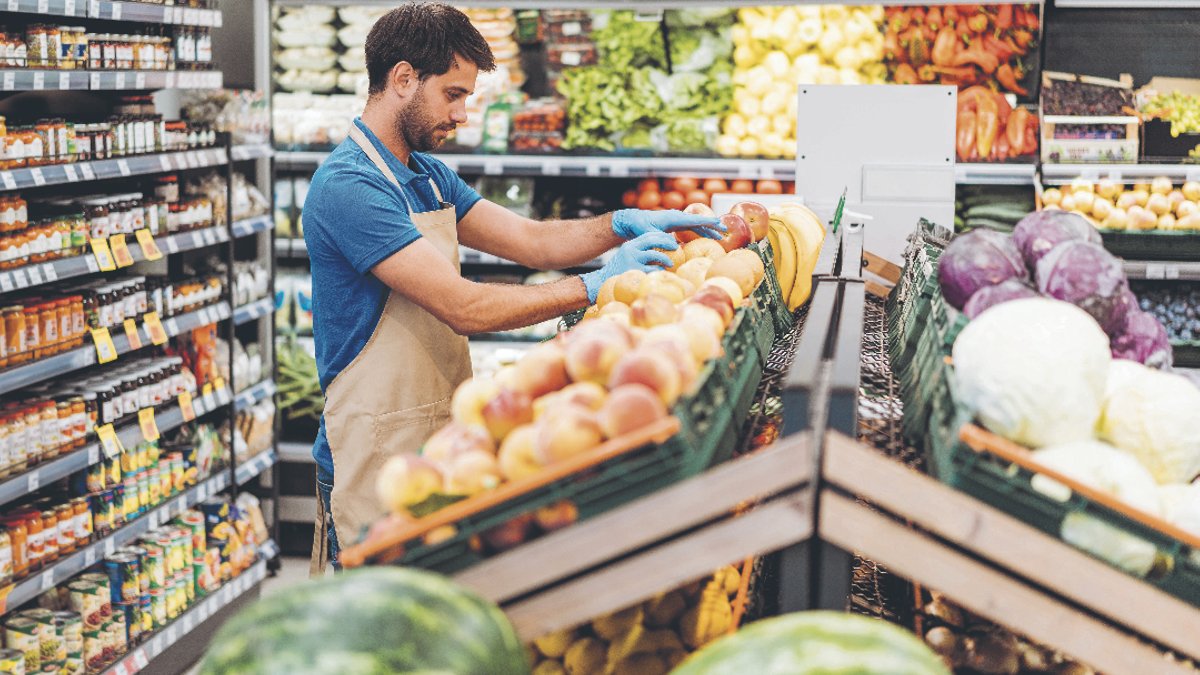 Retail bosses urge Starmer on youth unemployment crisis - youth unemployment