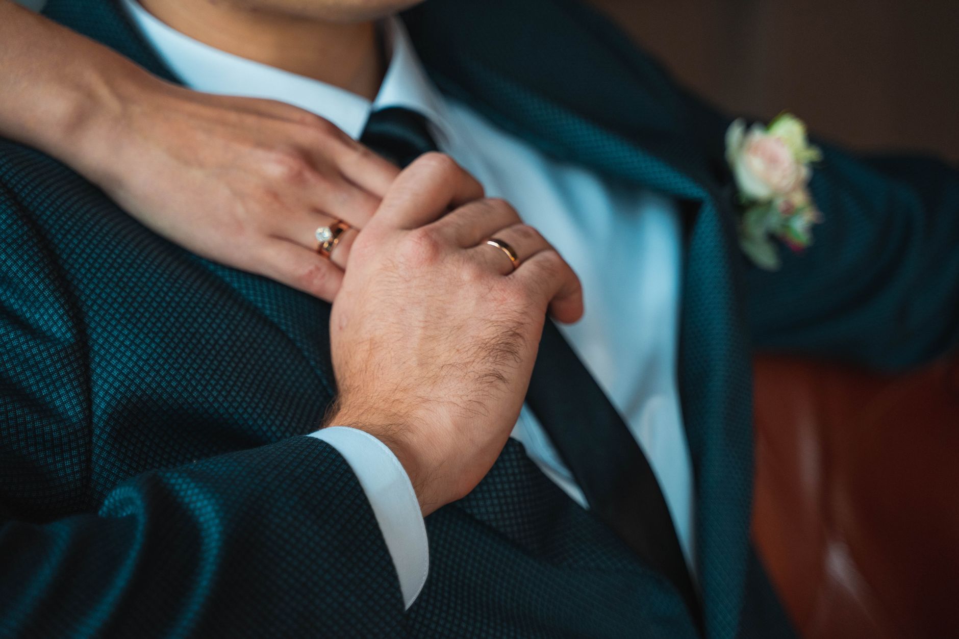 How to choose an engagement ring in Manchester for your partner?