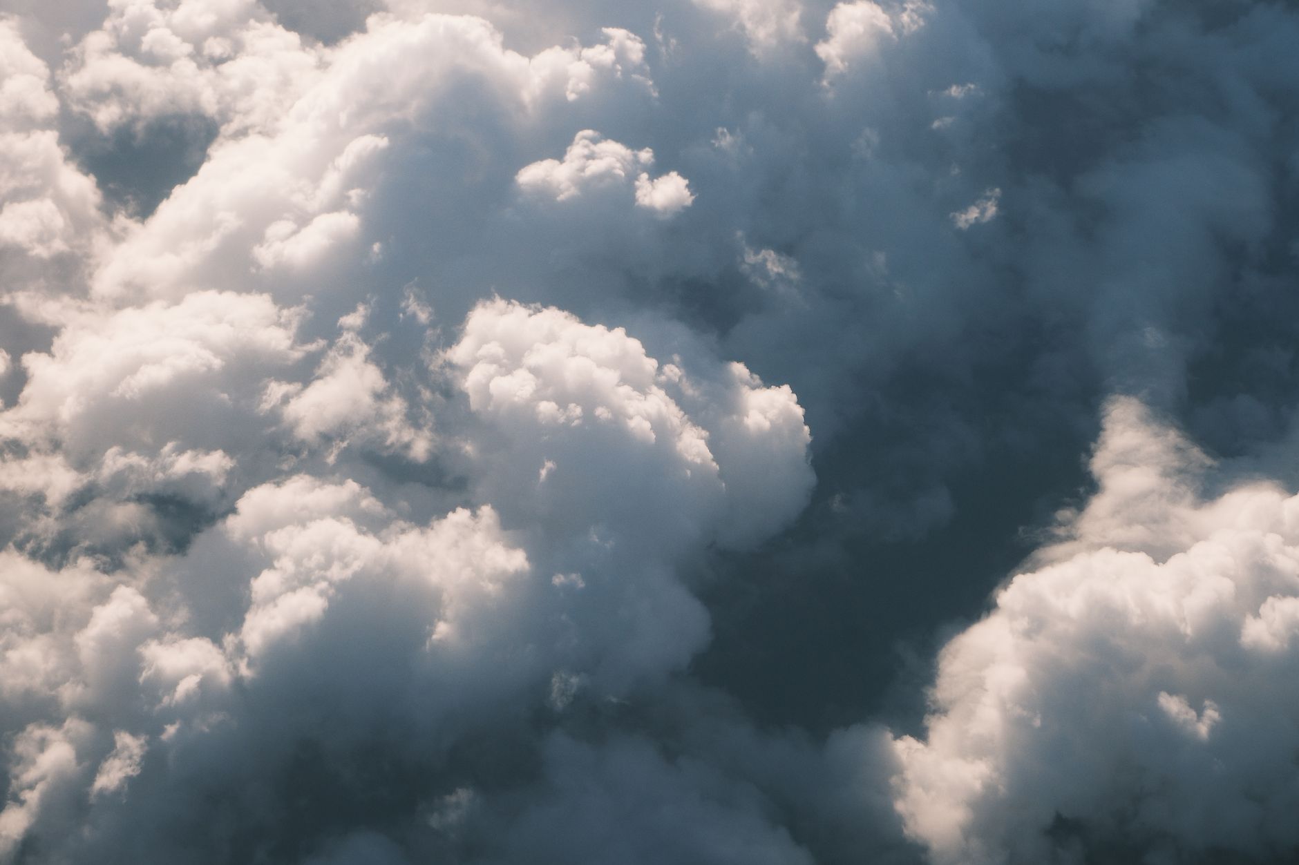 Why Cloud Hosting is the Top Choice for High-Traffic Websites