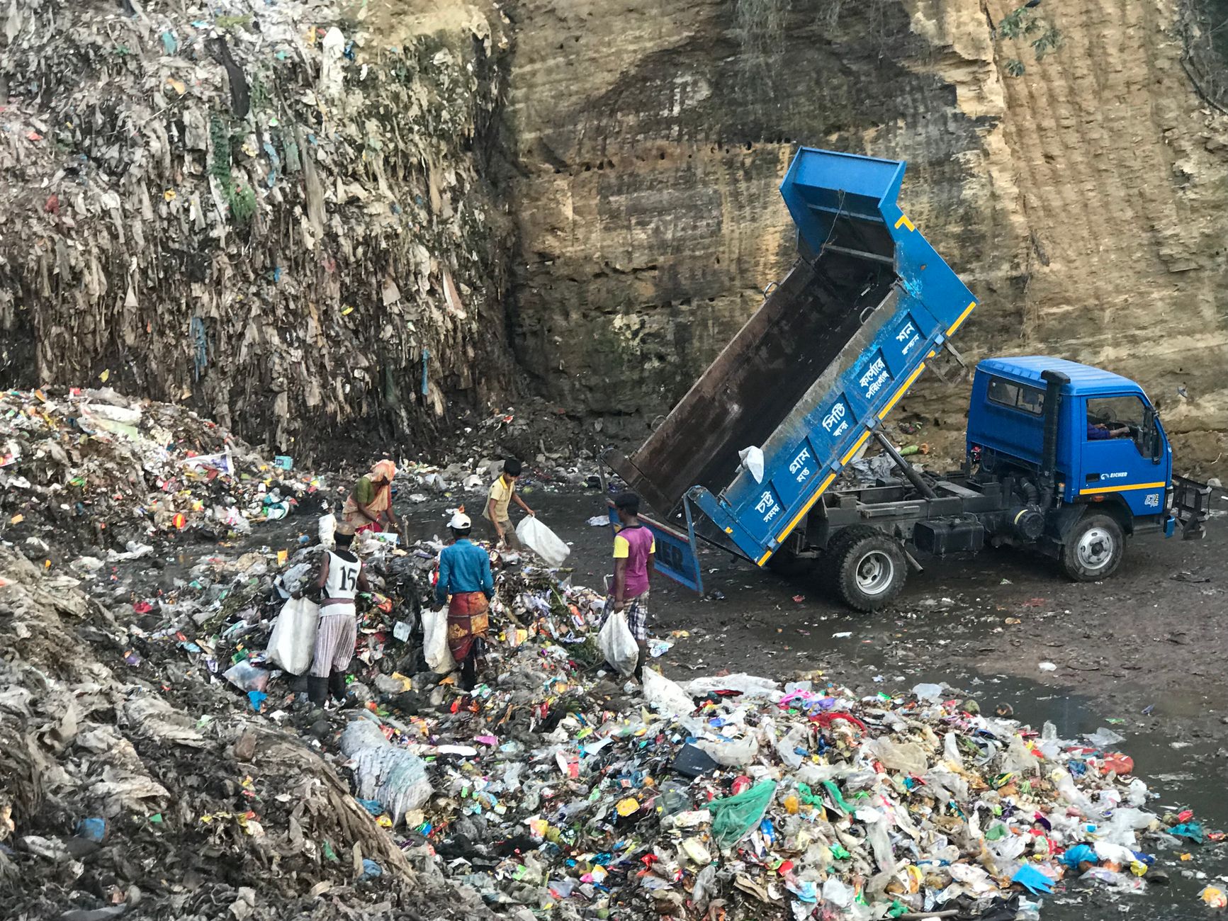 SOLID WASTE SAFETY